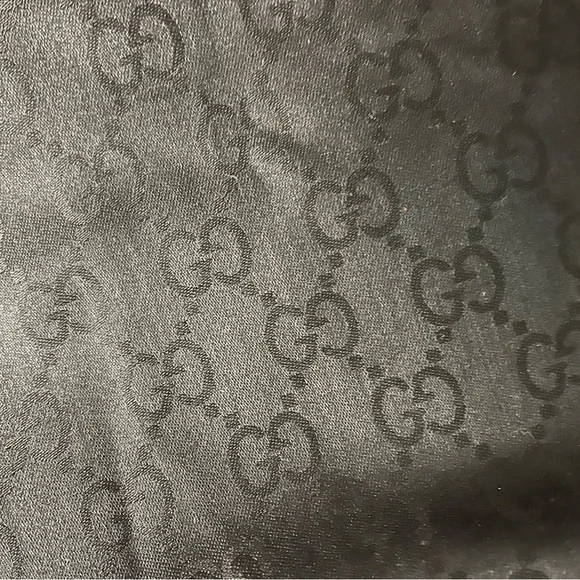 Gucci Black Monogram scarf - Picture 6 of 6